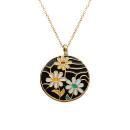 Collier Acier 316 L Doré Rond Fleurs Fond Résine Noire